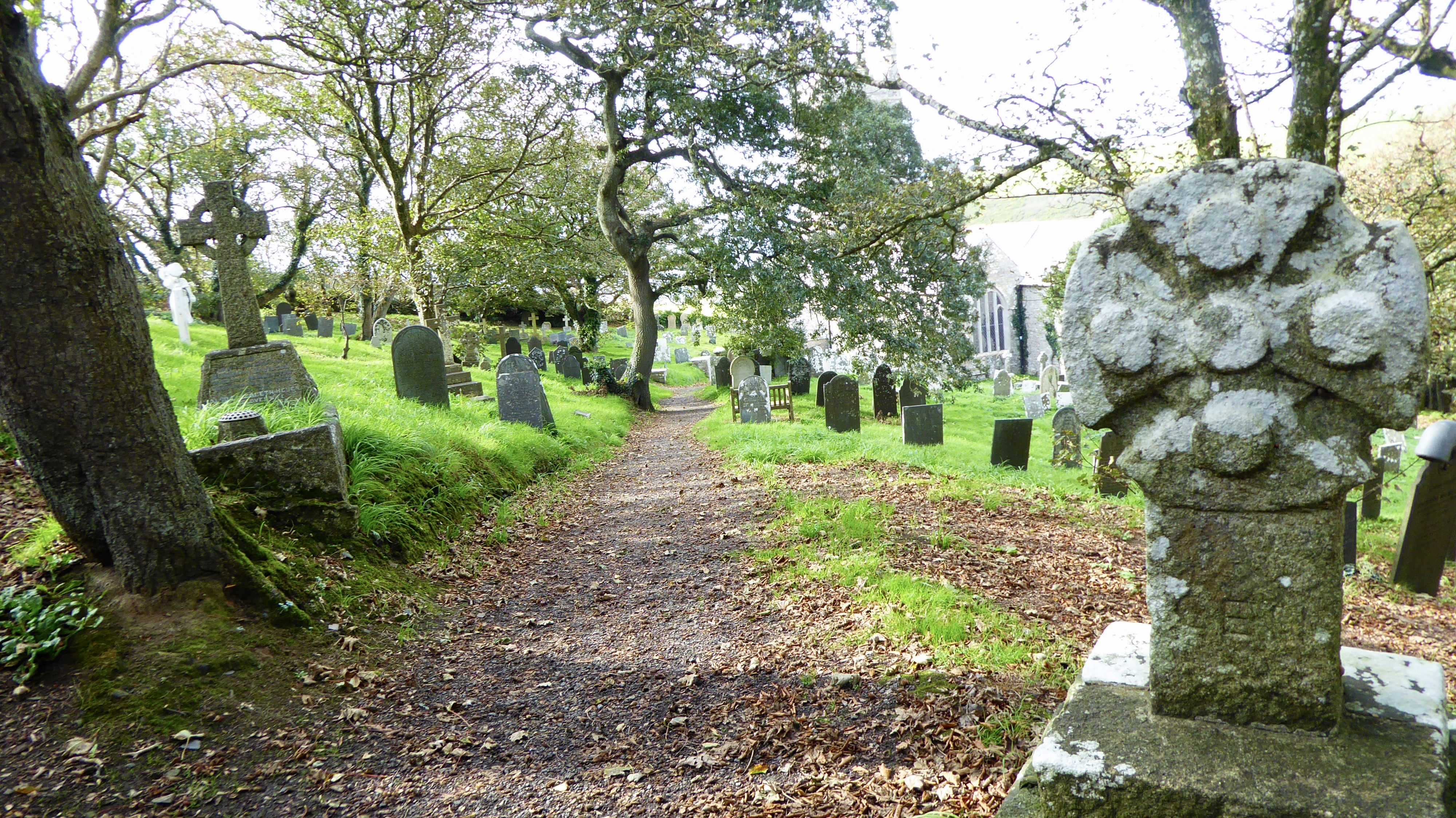 morwenstow churchyard