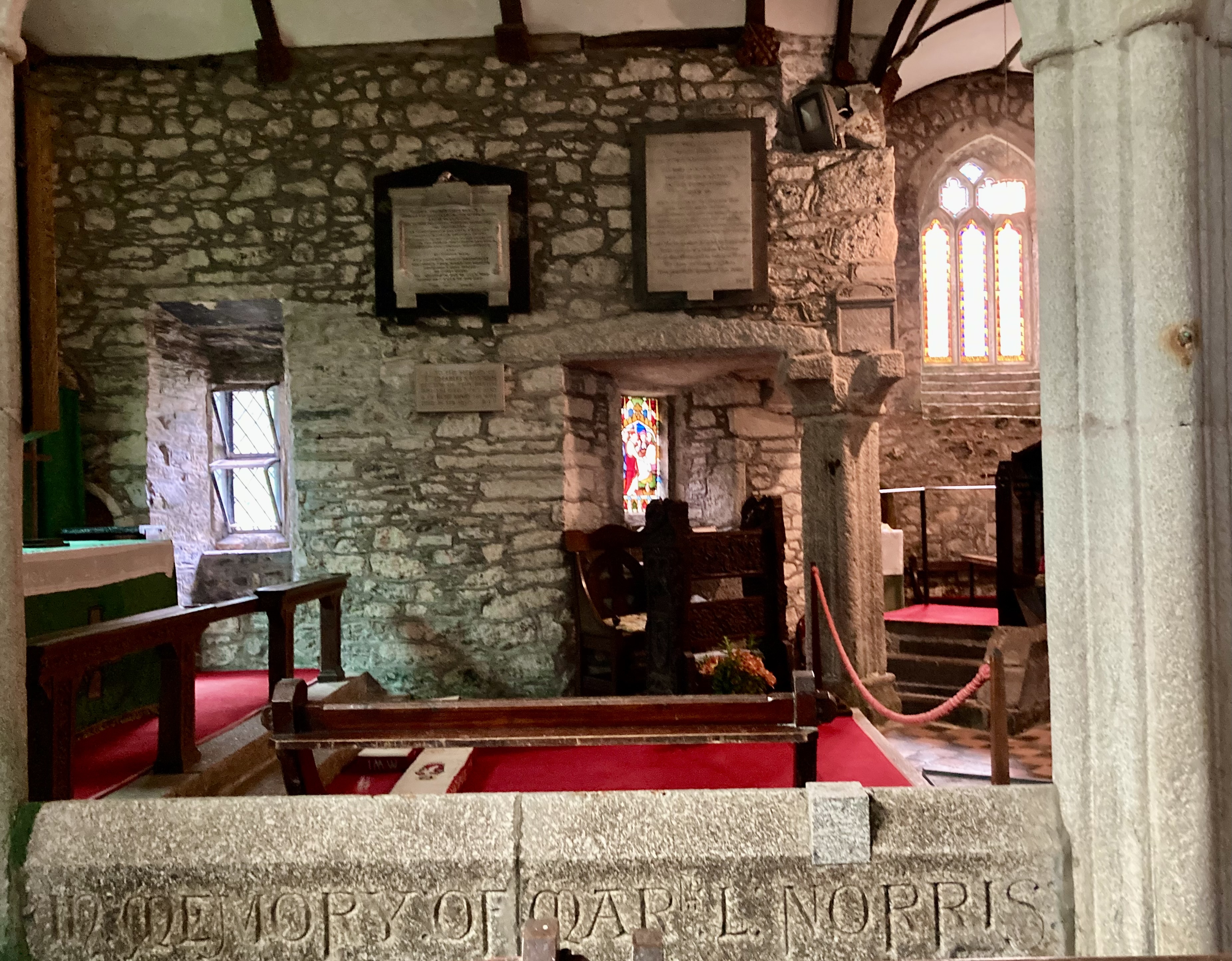 Wynwalloe church cove