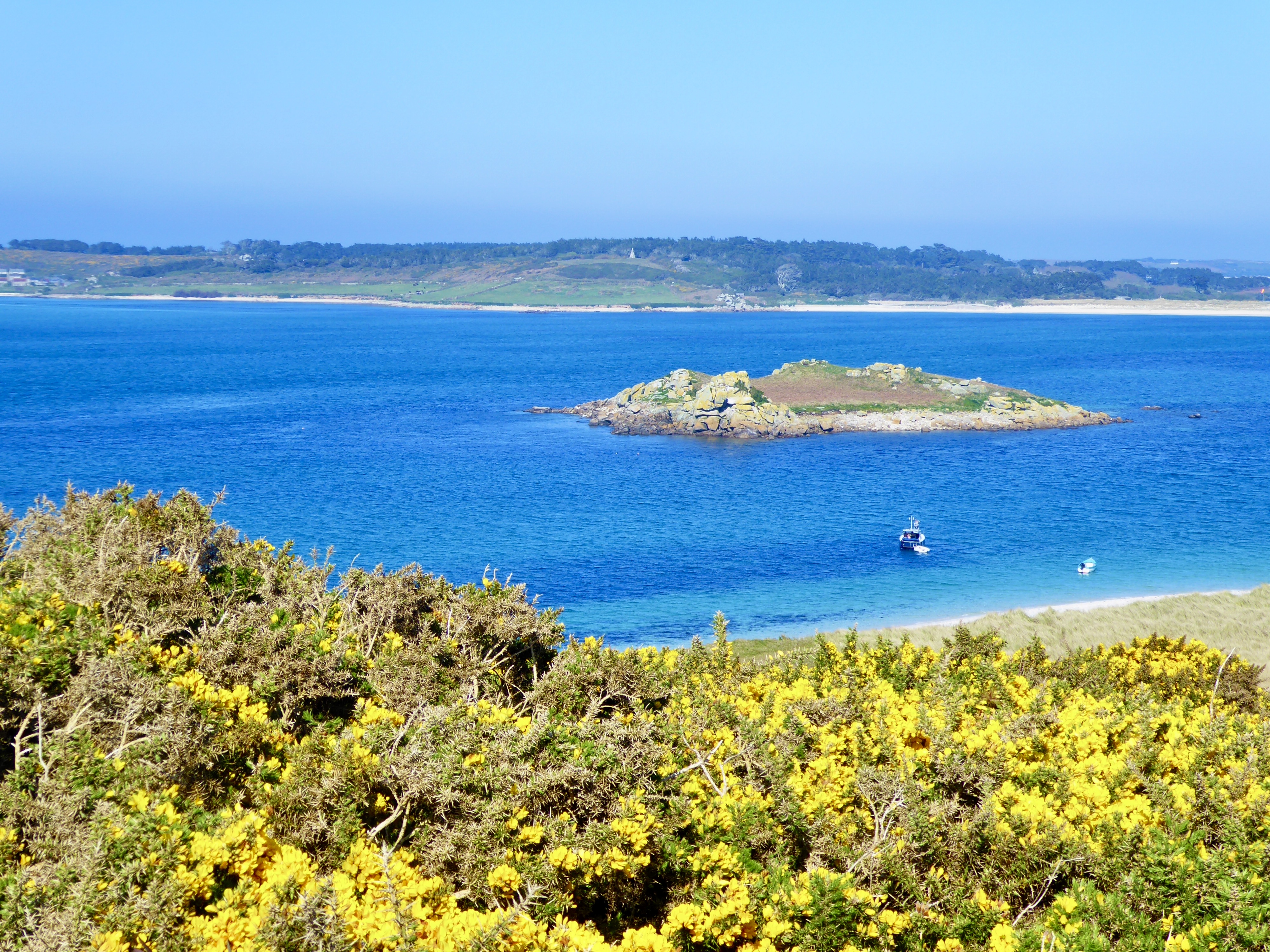 Samson view to Tresco