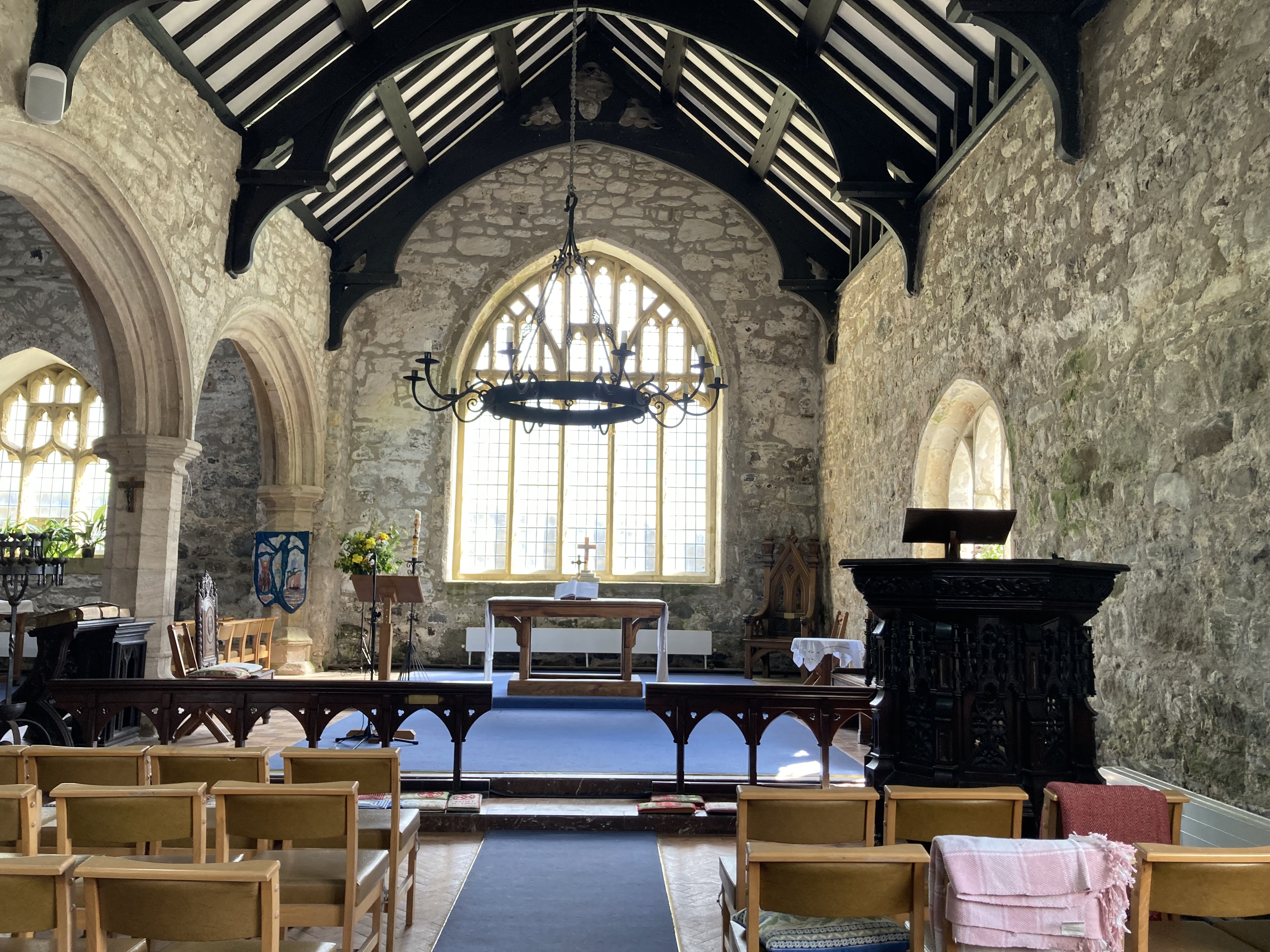 St Hywyns