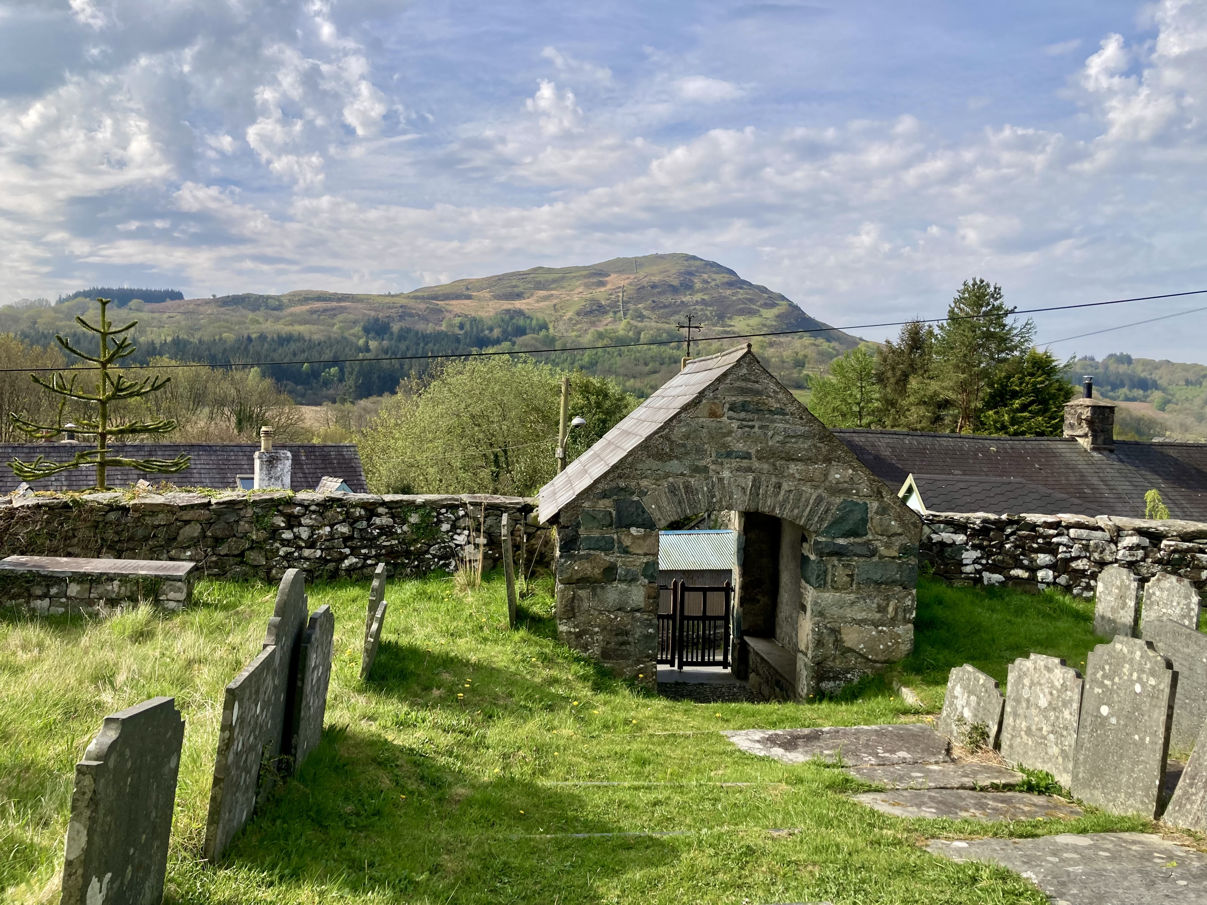Llanfachren
